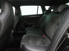 Škoda Superb Combi 1.4 TSI iV Sportline thumbnail 37