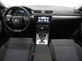 Škoda Superb Combi 1.4 TSI iV 218PK Style thumbnail 5