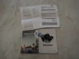 Škoda Superb Combi 1.4 TSI iV 218PK Style thumbnail 8