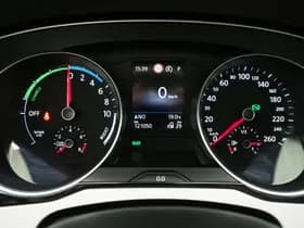 Volkswagen Passat Variant 1.4 TSI PHEV GTE thumbnail 25