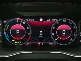 Škoda Superb Combi 1.4 TSI iV Sportline thumbnail 27