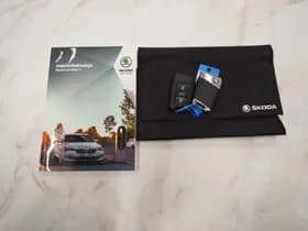 Škoda Superb Combi 1.4 TSI iV Sportline thumbnail 8