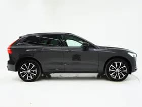 Volvo XC60 2.0 T6 Plug-in hybrid AWD Ultimate Dark Long Range thumbnail 11