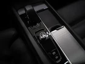 Volvo XC60 2.0 T6 Plug-in hybrid AWD Ultimate Dark Long Range thumbnail 37