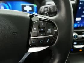 Ford Explorer 3.0 V6 EcoBoost PHEV Platinum 7P thumbnail 26