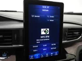 Ford Explorer 3.0 V6 EcoBoost PHEV Platinum 7P thumbnail 31