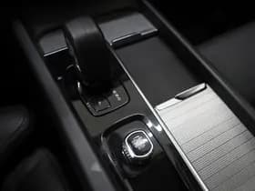 Volvo XC60 2.0 T6 Plug-in hybrid AWD Plus Dark Long Range thumbnail 34