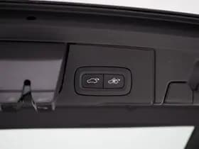 Volvo XC60 2.0 T6 Plug-in hybrid AWD Plus Dark Long Range thumbnail 40