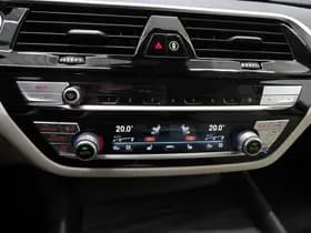 BMW 5 Serie Touring 530e xDrive Shadow thumbnail 34