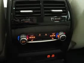 BMW 5 Serie Touring 530e xDrive Shadow thumbnail 37