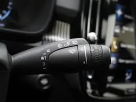 Volvo XC40 1.5 T5 Recharge R-Design Full Black thumbnail 25