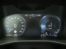 Volvo XC40 1.5 T5 Recharge R-Design Full Black thumbnail 26