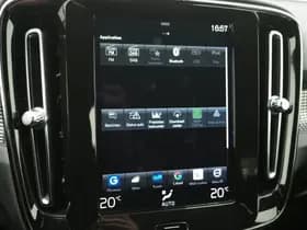 Volvo XC40 1.5 T5 Recharge R-Design Full Black thumbnail 29