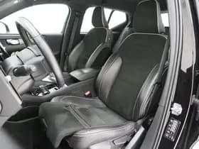 Volvo XC40 1.5 T5 Recharge R-Design Full Black thumbnail 4