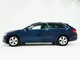 Škoda Superb Combi 1.4 TSI iV Style 218PK thumbnail 2