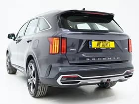 Kia Sorento 1.6 T-GDI Plug-in Hybrid 4WD thumbnail 3