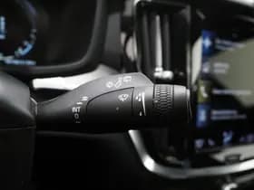 Volvo V60 2.0 T6 Recharge AWD R-Design thumbnail 27