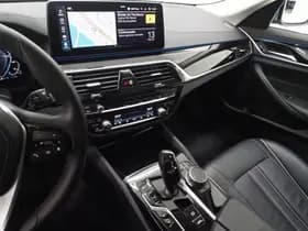 BMW 5 Serie Touring 530e Luxury thumbnail 34