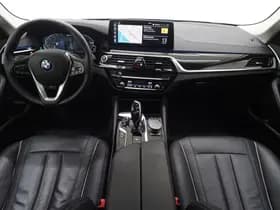 BMW 5 Serie Touring 530e Luxury thumbnail 5