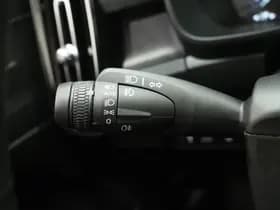 Volvo XC40 1.5 T5 Plug-in hybrid Ultimate Dark thumbnail 25