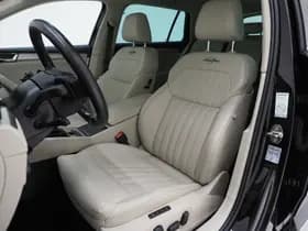 Škoda Superb Combi 1.4 TSI iV Laurin & Klement thumbnail 4