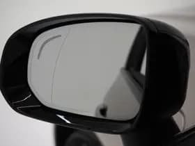 Volvo XC60 2.0 T6 Plug-in hybrid AWD Ultimate Dark Long Range thumbnail 17