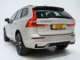Volvo XC60 2.0 T6 Plug-in hybrid AWD Ultimate Dark Long Range thumbnail 3