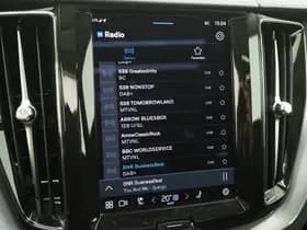 Volvo XC60 2.0 T6 Plug-in hybrid AWD Ultimate Dark Long Range thumbnail 31