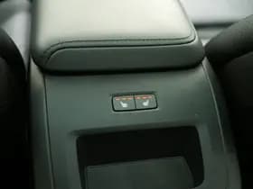 Volvo XC60 2.0 T6 Plug-in hybrid AWD Ultimate Dark Long Range thumbnail 37