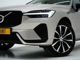 Volvo XC60 2.0 T6 Plug-in hybrid AWD Ultimate Dark Long Range thumbnail 6