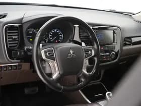 Mitsubishi Outlander 2.0 PHEV Instyle+ thumbnail 18