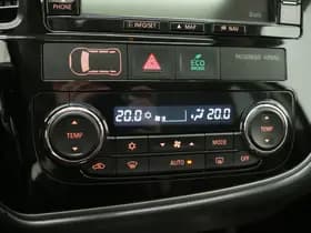 Mitsubishi Outlander 2.0 PHEV Instyle+ thumbnail 32