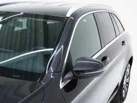 Mercedes-Benz GLC 300e 4MATIC thumbnail 13