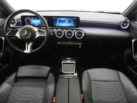 Mercedes-Benz A-Klasse 250 e Luxury Line thumbnail 5