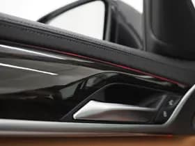 BMW 5 Serie Touring 530e xDrive thumbnail 18