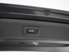 BMW 5 Serie Touring 530e xDrive thumbnail 38