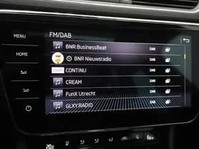 Škoda Superb Combi 1.4 TSI iV Laurin & Klement thumbnail 28