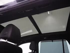 Škoda Superb Combi 1.4 TSI iV Laurin & Klement thumbnail 42