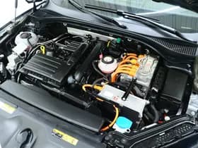 Škoda Superb Combi 1.4 TSI iV Laurin & Klement thumbnail 7