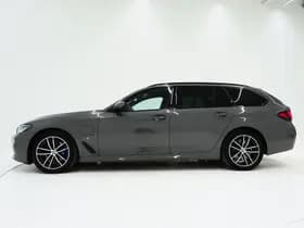 BMW 5 Serie Touring 530e M Sport Shadow thumbnail 2