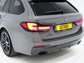 BMW 5 Serie Touring 530e M Sport Shadow thumbnail 15