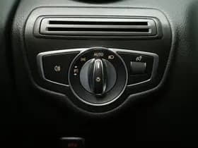 Mercedes-Benz GLC 300e 4MATIC AMG thumbnail 23