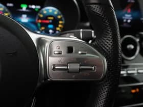 Mercedes-Benz GLC 300e 4MATIC AMG thumbnail 26