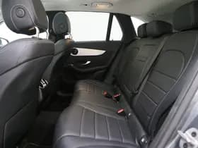 Mercedes-Benz GLC 300e 4MATIC AMG thumbnail 37