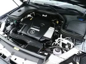 Mercedes-Benz GLC 300e 4MATIC AMG thumbnail 7