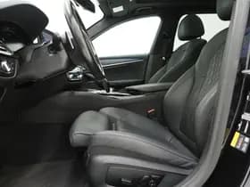 BMW 5 Serie Touring 530e xDrive M Sport thumbnail 16