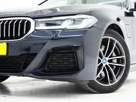 BMW 5 Serie Touring 530e xDrive M Sport thumbnail 6