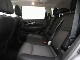 Nissan X-Trail 1.6 DIG-T 7p. thumbnail 35