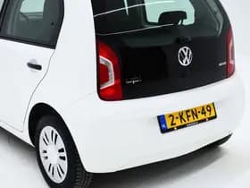 Volkswagen Up! 1.0 BlueMotion thumbnail 16