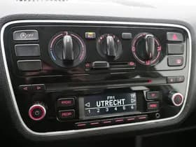 Volkswagen Up! 1.0 BlueMotion thumbnail 25